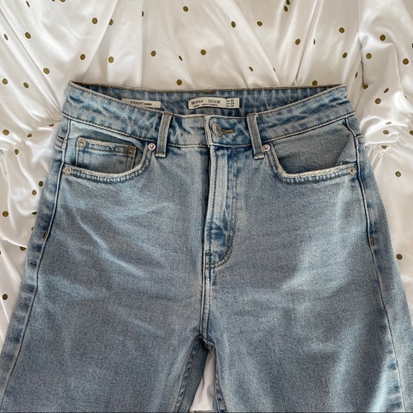 Bershka Denim - SOLD light wash straight cropped jeans